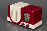 Raspberry + Ivory Trim Addison 2 &rsquo;Waterfall&rsquo; Plaskon Radio